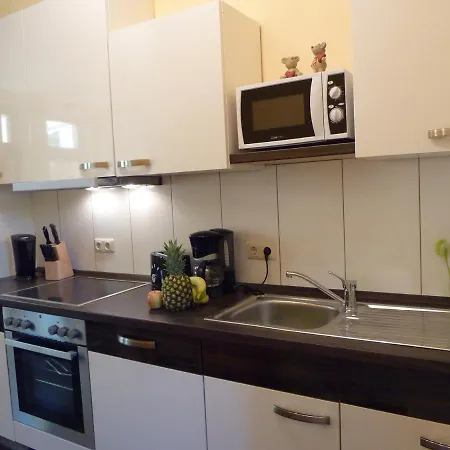 Stadthaus Waren Apartment *